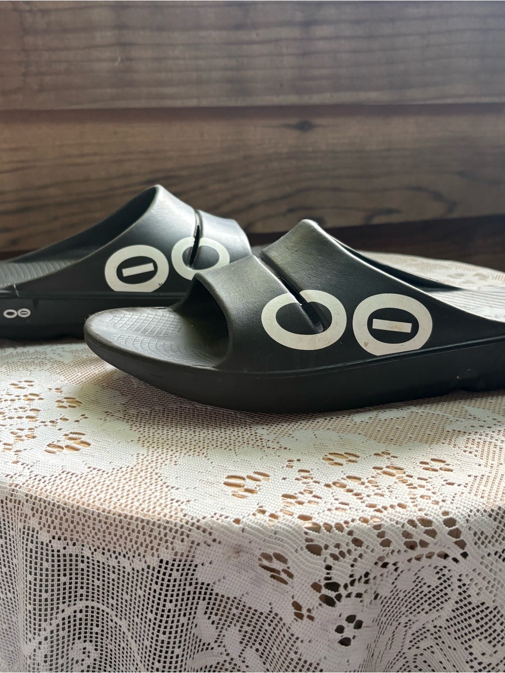 OOFOS Ooahh Slides. Men’s size 12